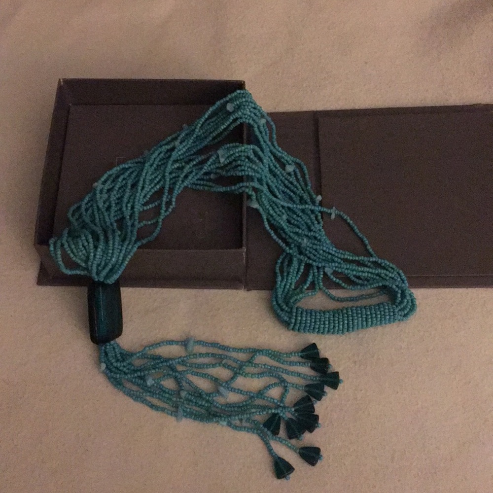 Turquoise beaded necklace